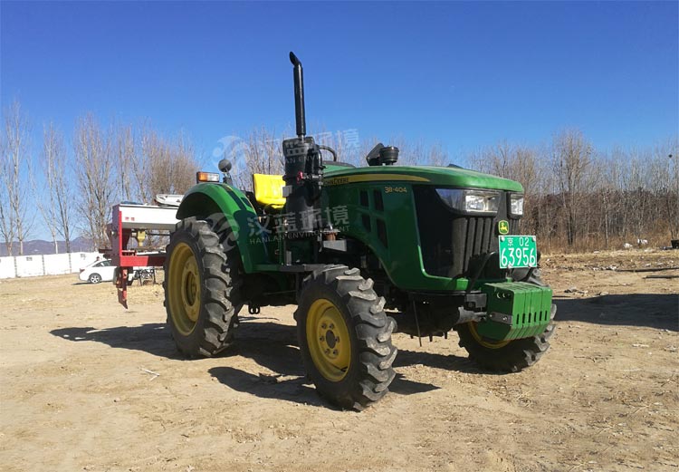 北京農(nóng)業(yè)機械加裝萬純尾氣凈化器促減排，助力藍天保衛(wèi)戰(zhàn)